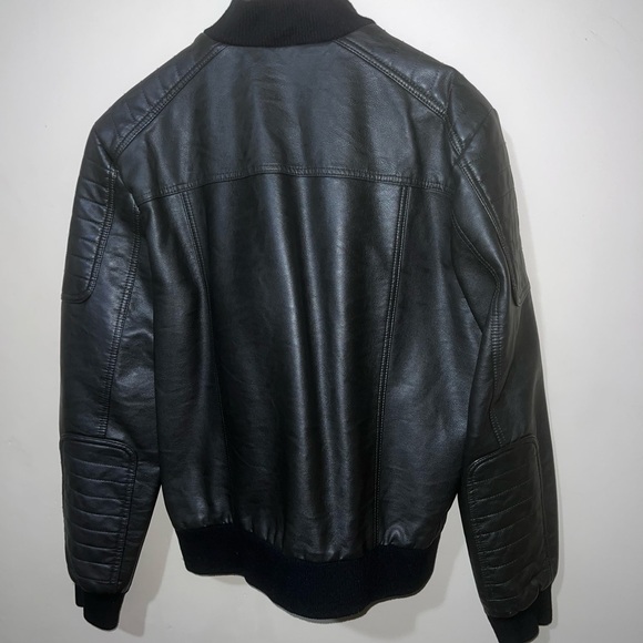 Black jacket - Picture 2 of 2